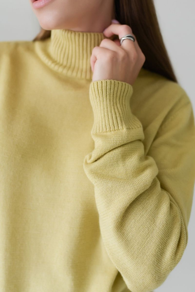 Желтый шерстяной джемпер из мягкой пряжи для каждого дня Romgil 515ТЗ бледно-желтый - фото 4