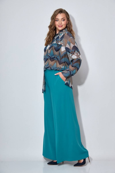 Круглогодичный деловой брючный комплект с блузкой Koketka i K 949-1 бирюза - фото 3