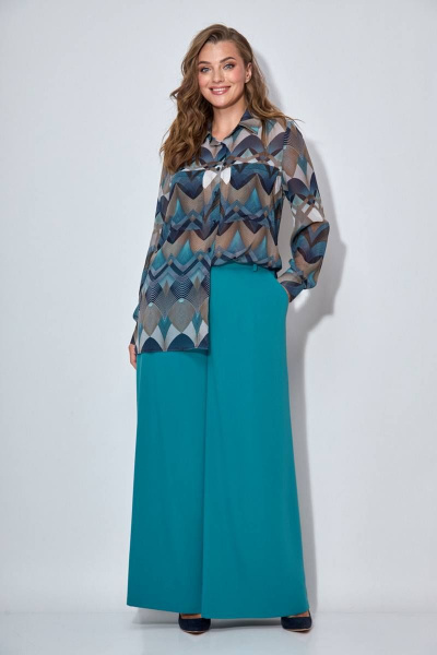 Круглогодичный деловой брючный комплект с блузкой Koketka i K 949-1 бирюза - фото 1