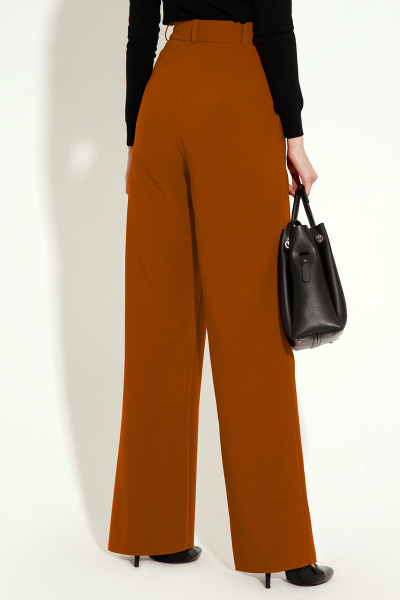 Брюки с высокой посадкой в зеленом цвете с стрелками Панда 13260z горчичный - фото 2