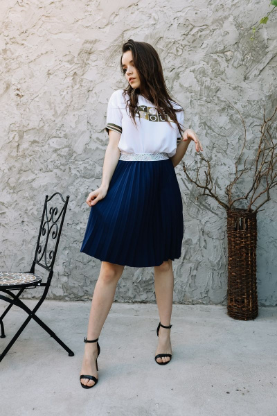 Юбка гофре из креп-трикотажа с декортивным поясом SandyNa 130227 темно-синий - фото 9