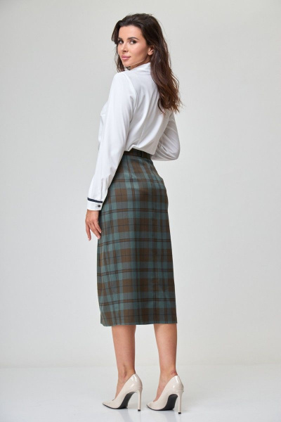 Блуза в стиле casual с контрастной тесьмой и фигурным низом Anelli 658 белый - фото 2