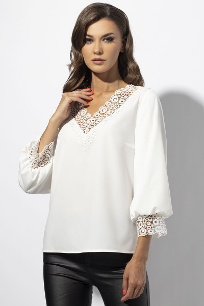 Блуза женская полуприлегающего силуэта с настроченным кружевом VIZAVI 675 молочный - фото 3