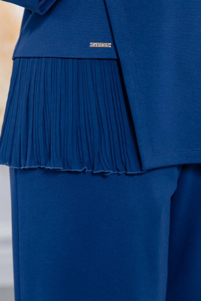 Демисезонный свитшот из вискозы с воланом и декором ASV 2420 синий - фото 4