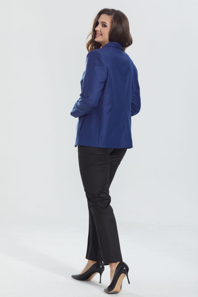 Жакет с рельефами и наклонным карманом из текстиля MALI 122-078 василек - фото 5