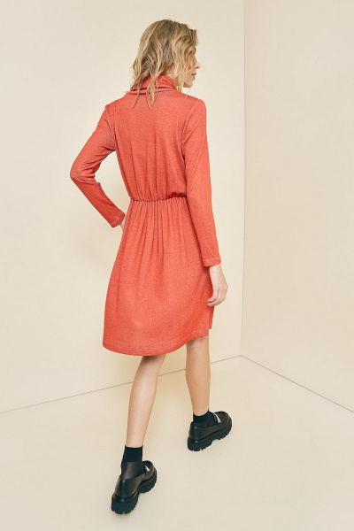 Демисезонное платье с карманами, отрезное по линии талии Art Ribbon M3731P - фото 4