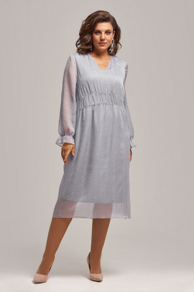 Сердечное платье из шифона с рельефами и сборкой IVA 1428 серый - фото 9