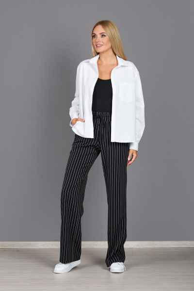 Демисезонный брючный костюм с широкими брюками и легким жакетом Azzara 886 - фото 3