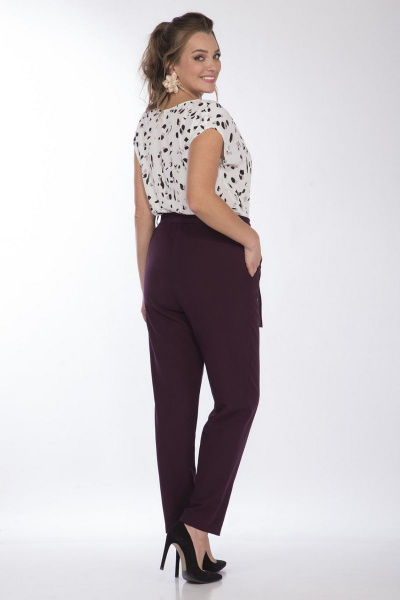 Костюм из жакета, брюк и блузки с прорезными карманами Matini 1.1635 ежевика - фото 6