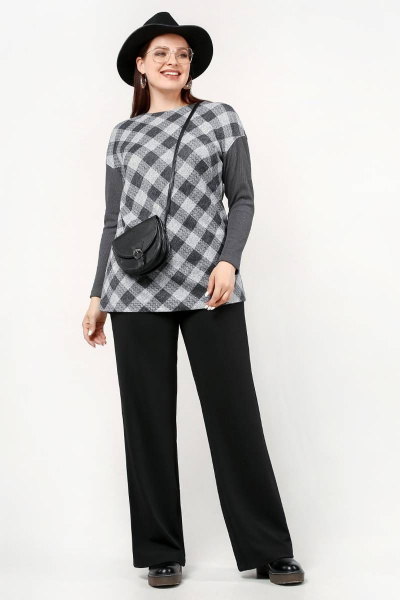 Джемпер в клетку свободного силуэта из трикотажа в лапшу La rouge 3229 серый-(клетка) - фото 2