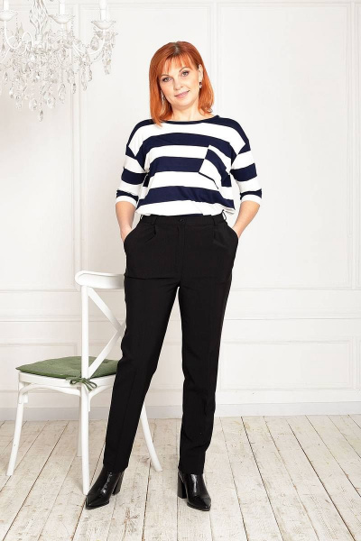 Черные брюки классические с поясом на флисовой ткани Соджи 524 черный - фото 1