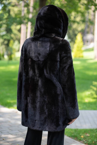 Полупальто из норки с капюшоном и фигуральными разрезами Мехофф Агата80.223-520 темно-коричневый - фото 8