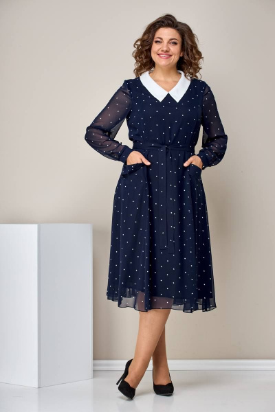 Платье полуприлегающее с рельефами и вырезом V Moda Versal П2399 т.синий_горох - фото 2