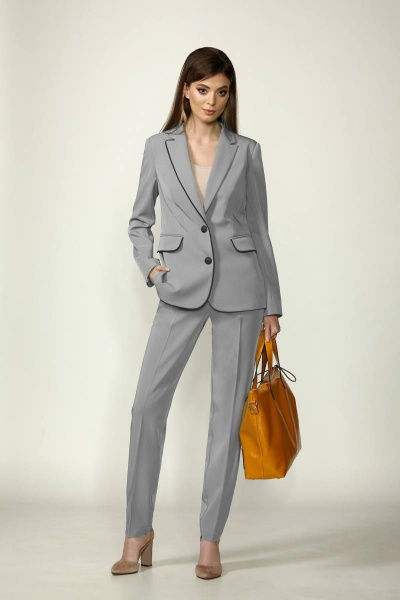 Брючный костюм с классическим жакетом из костюмной ткани серый Rosheli 1118 - фото 1