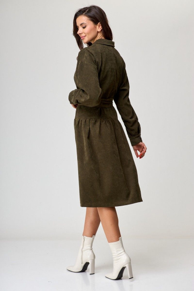 Платье с воланом, поясом и длинным рукавом из вельвета Anelli 1169 оливковый_хаки - фото 5