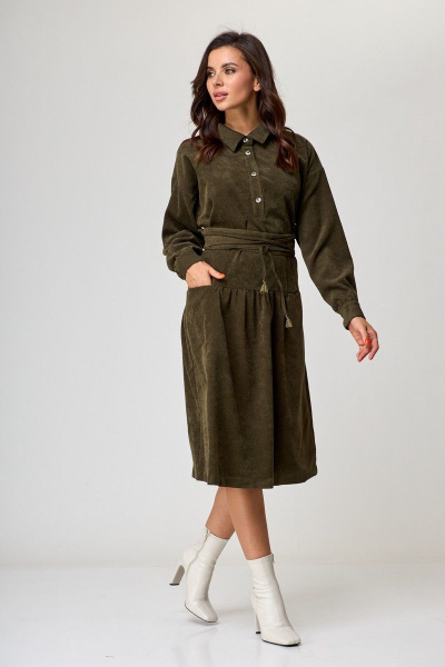 Платье с воланом, поясом и длинным рукавом из вельвета Anelli 1169 оливковый_хаки - фото 1