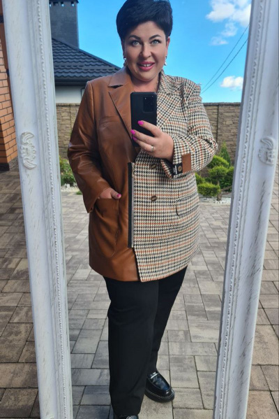 Жакет Vittoria Queen 17303 клетка+табак - фото 5