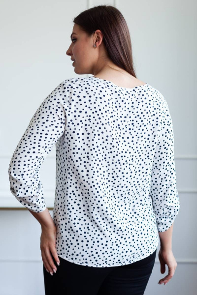 Белая демисезонная блуза из вискозы с разрезами Femme & Devur 70048 3.73F(170) - фото 3