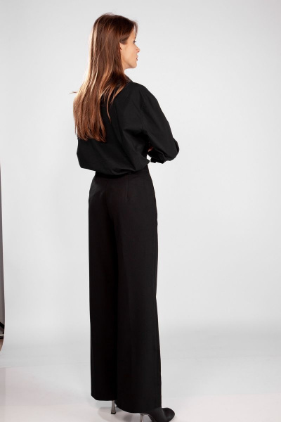 Черные свободные брюки расклешенного силуэта THE NAME 2206А - фото 7