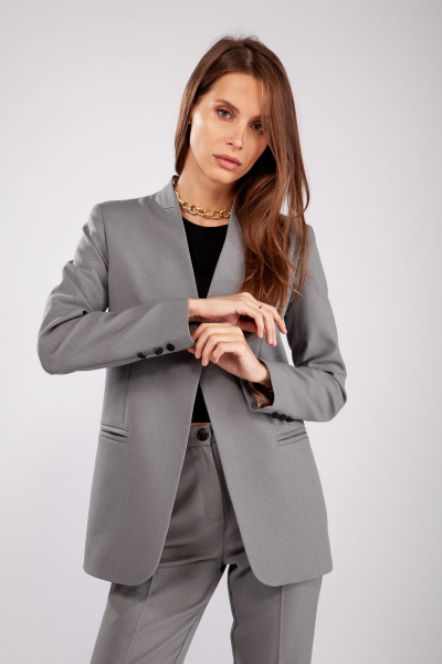 Серый деловой костюм из текстиля с высокой посадкой THE NAME 2225 серый - фото 3