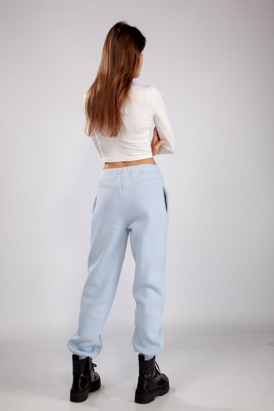 Голубые утепленные трикотажные брюки для повседневности THE NAME 2229 голубой - фото 2