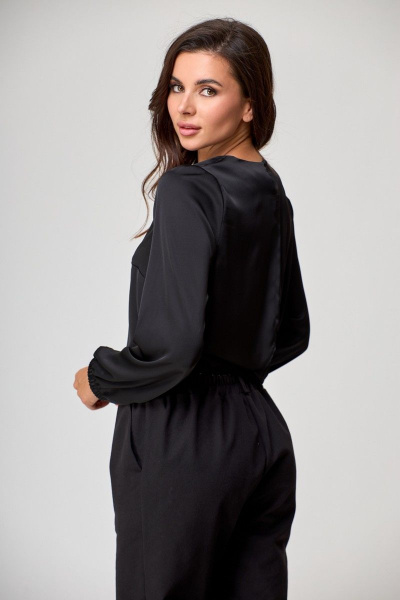 Черная блуза с оборками и декоративными шнурами Anelli 1288.1 лакрица - фото 5