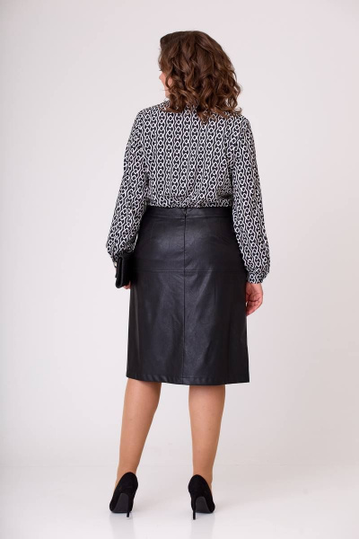 Мультиколор блуза с пиджачным воротником и декоративной застёжкой Swallow 632 черно-бежевые_цепи - фото 2
