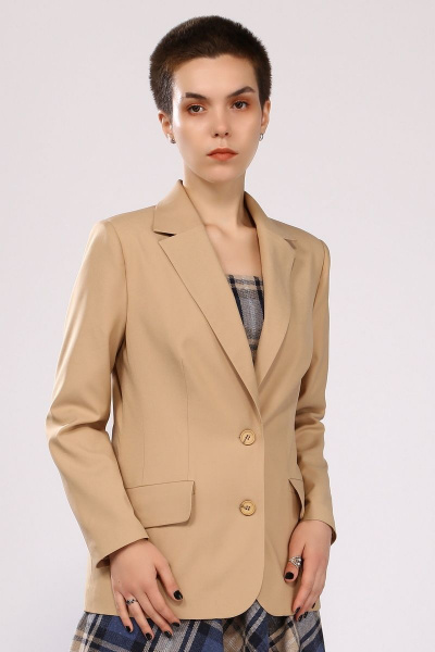 Бежевый жакет полуприталенный с лацканами и карманами Angelina & Сompany 780 - фото 4