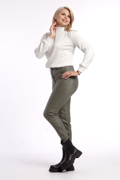 Демисезонные кожаные облегающие брюки с накладными карманами IUKONA 1532 болотный - фото 7