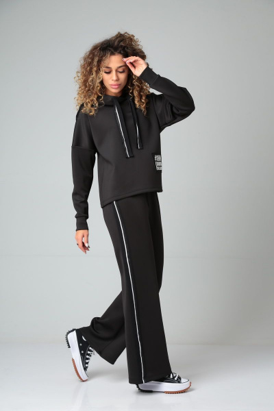 Демисезонный спортивный костюм из водолаза с лампасами HIT 3090 черный - фото 5