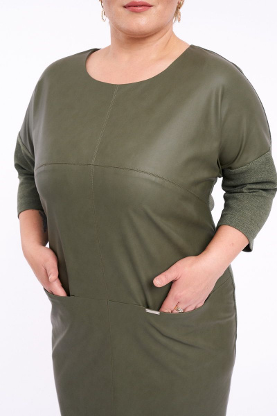 Платье из экокожи с декоративными карманами и ремнем Almirastyle 214 - фото 6