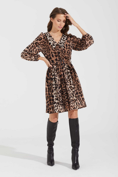 Платье коричневое демисезонное из текстиля Motif 1646 - фото 2