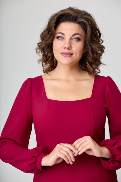 Длина приталенного нарядного платья с вытачками БАГРЯНИЦА 3119 - фото 5