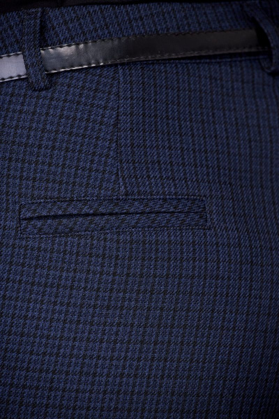 Брюки БелЭльСтиль 586-1 04 22 черно-синяя клетка - фото 5