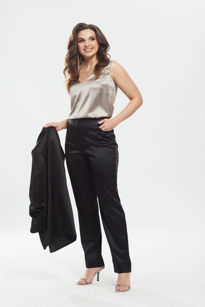 Брюки зауженные из атласа с карманом-хулиганом MALI 321-132 черный - фото 5