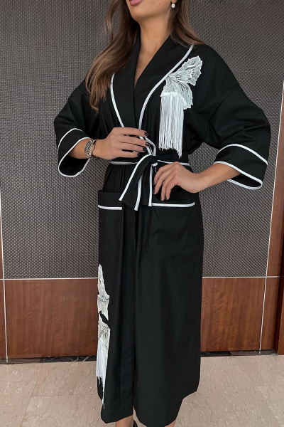 Платье-кимоно из шерсти и вискозы с кружевными вставками Pavlova 076 черный+белый - фото 4