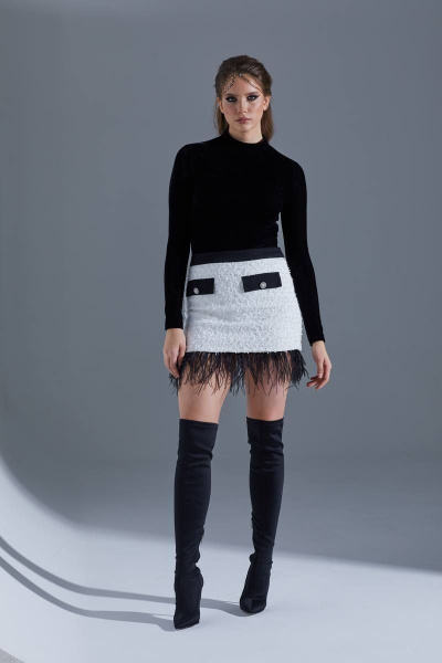 Белая юбка-карандаш из рогожки с декоративными клапанами Vesnaletto 3299 - фото 10