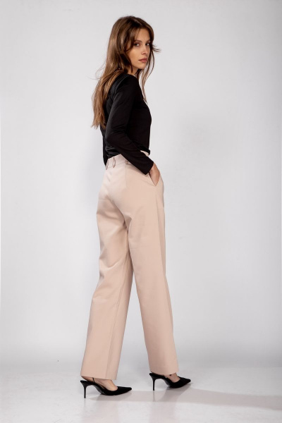 Бежевые брюки с расклешением из хлопкового текстиля THE NAME 2206В - фото 6