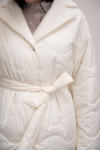 Куртка женская демисезонная свободного силуэта на утеплителе Femme & Devur 70972 1.2F(170) - фото 4