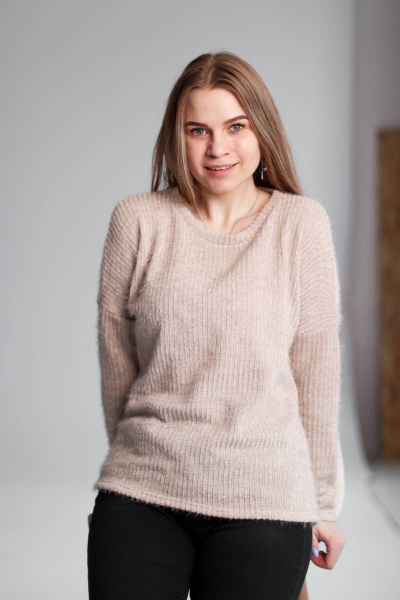 Джемпер из трикотажа с летучей мышью и круглыми горловиной и рукавом Mita ЖМ1059 - фото 1