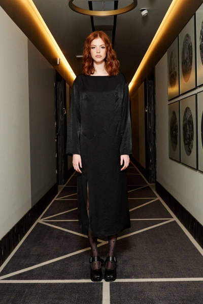 Элегантное платье с декоративными подрезами и разрезом MilMil 1077 Марсель - фото 1