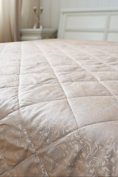 Покрывало домашнее текстильное коричневое 240x210 Файбертек П.240*210.ПЭ "Chloe" - фото 1