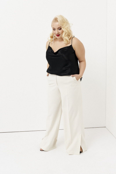 Белые широкие брюки из текстиля с разрезами Ketty К-02060 молочный - фото 5