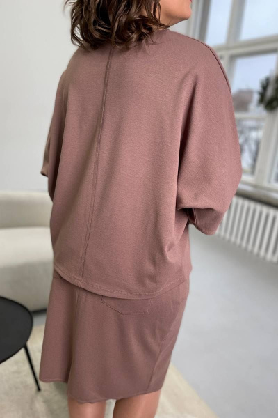 Джемпер из трикотажа свободного кроя в демисезон Rumoda 2094 коричневый - фото 7