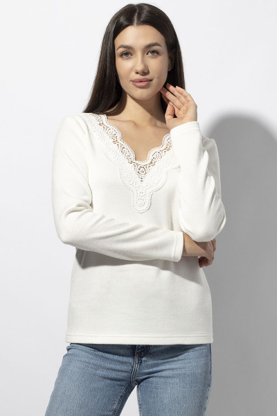 Блуза полуприлегающего силуэта с кружевом и воротом VIZAVI 684 молочный - фото 5