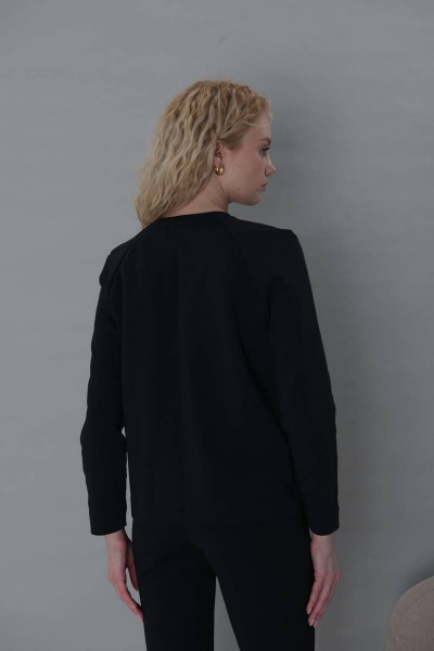 Черный джемпер с вытачкой и рукавом реглан Femme & Devur 30656 1.3F(170) - фото 3
