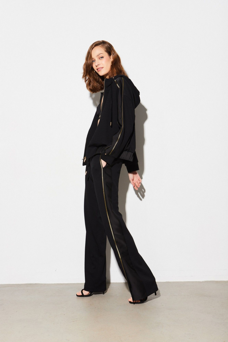 Спортивный костюм в стиле 90 купить